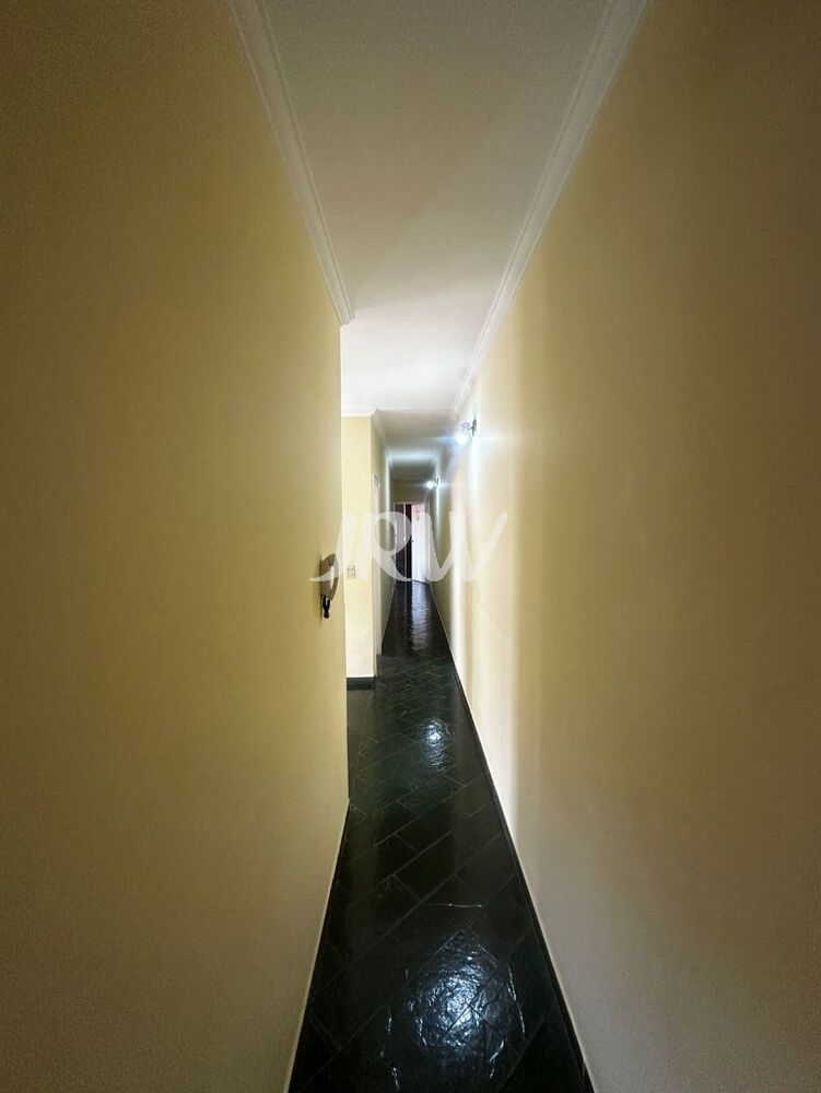Casa, 4 quartos, 220 m² - Foto 2