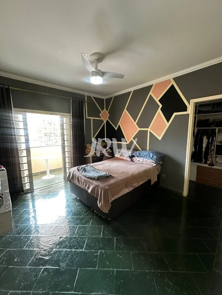 Casa, 4 quartos, 220 m² - Foto 27