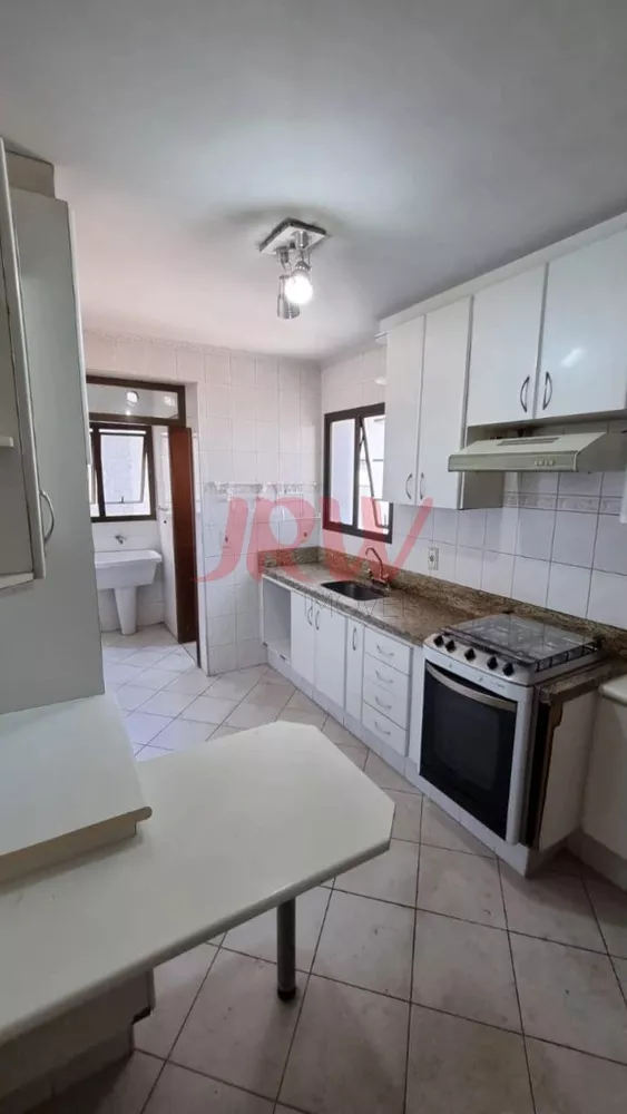 Apartamento à venda com 3 quartos, 92m² - Foto 3