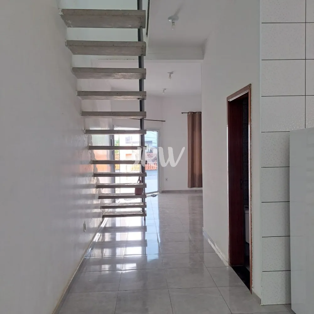 Casa, 3 quartos, 205 m² - Foto 3