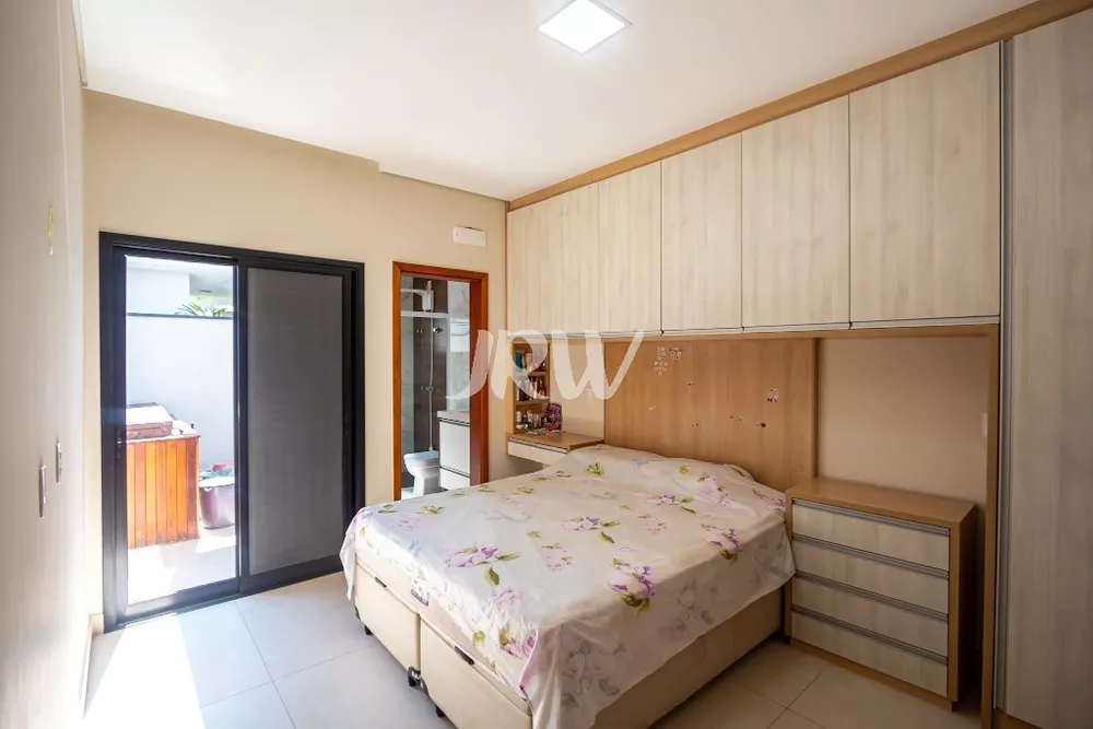 Casa à venda com 3 quartos, 205m² - Foto 8