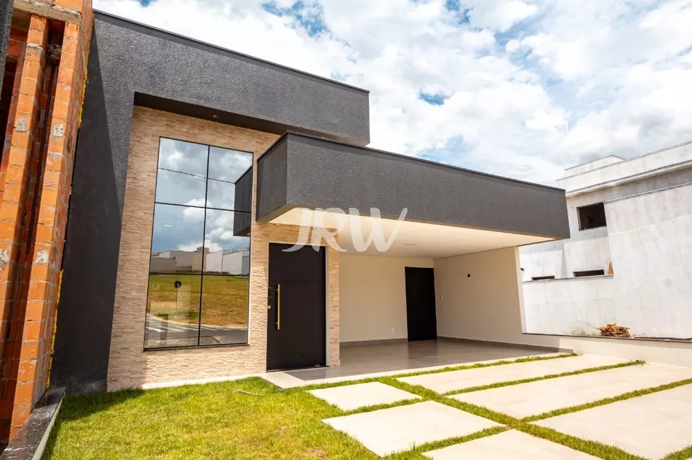 Casa à venda com 3 quartos, 175m² - Foto 1