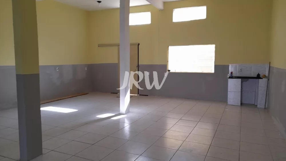 Prédio Inteiro à venda com 2 quartos, 150m² - Foto 1