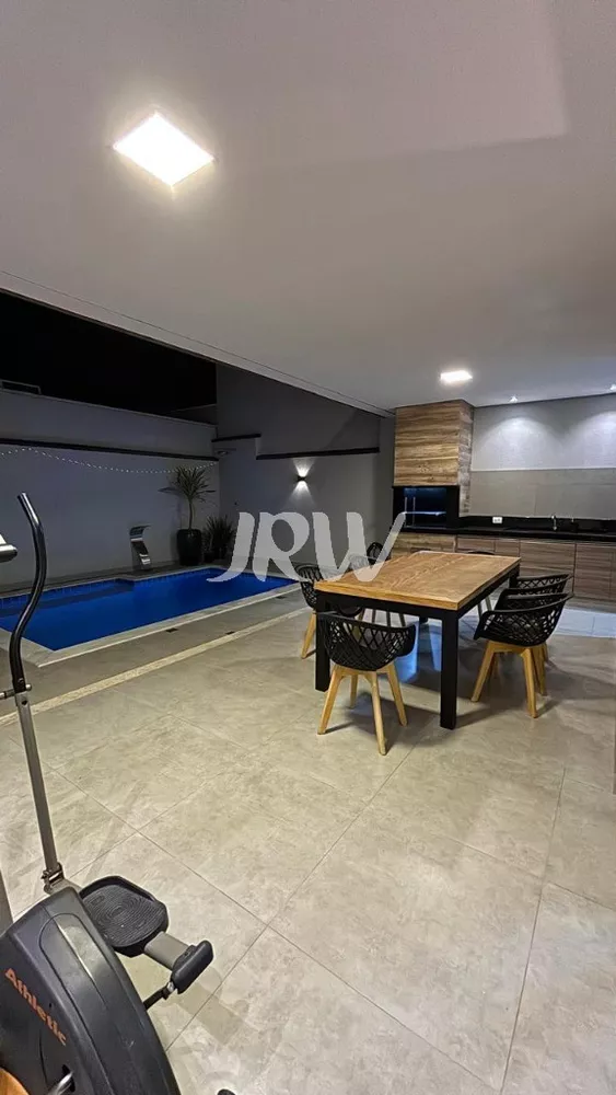 Casa à venda com 3 quartos, 198m² - Foto 4