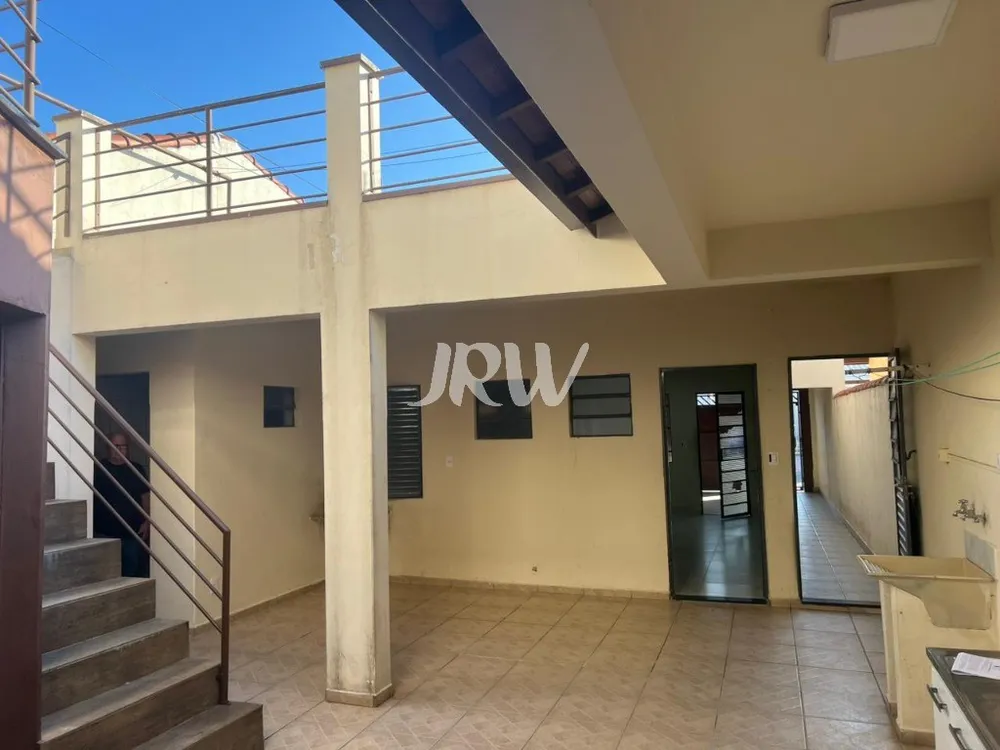 Casa, 5 quartos, 186 m² - Foto 1