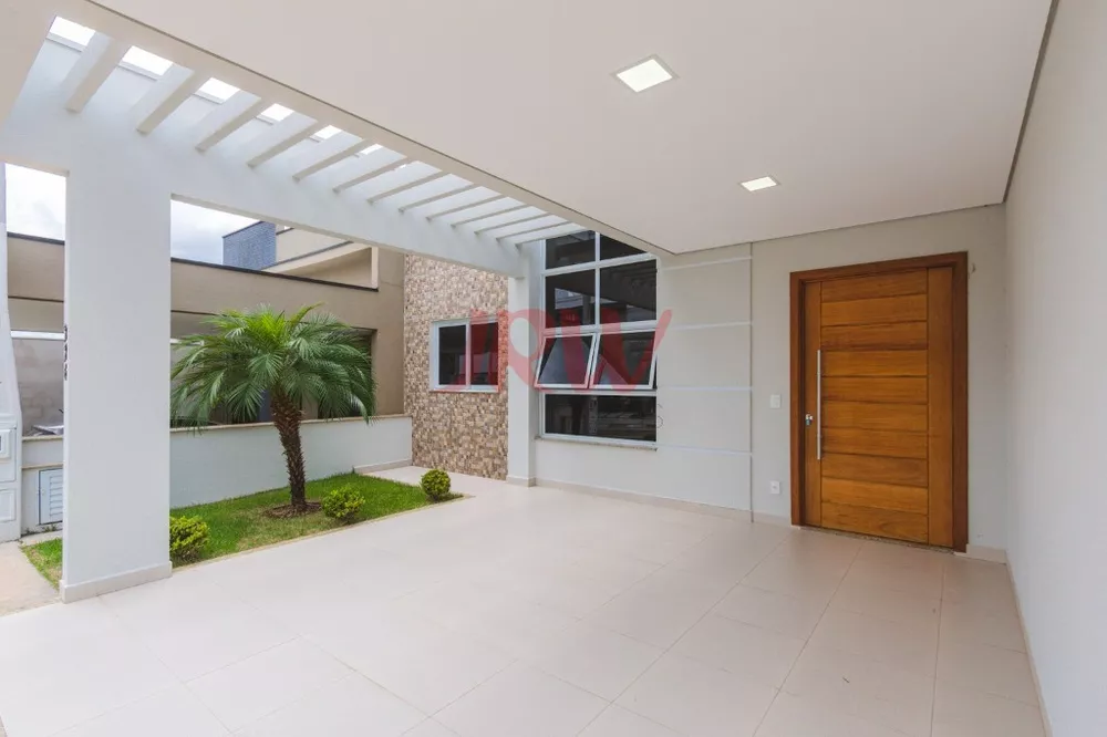 Casa à venda com 3 quartos, 150m² - Foto 3