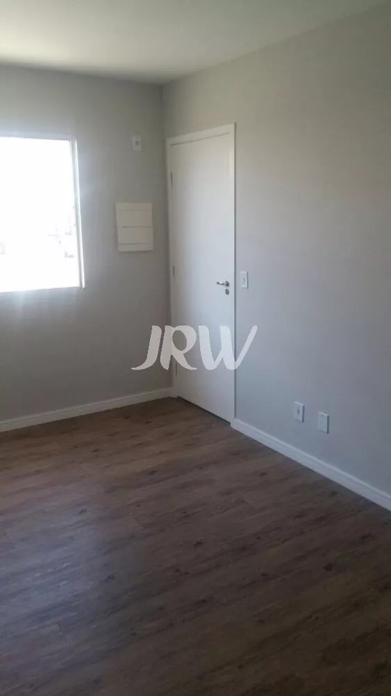 Apartamento à venda com 2 quartos, 45m² - Foto 1