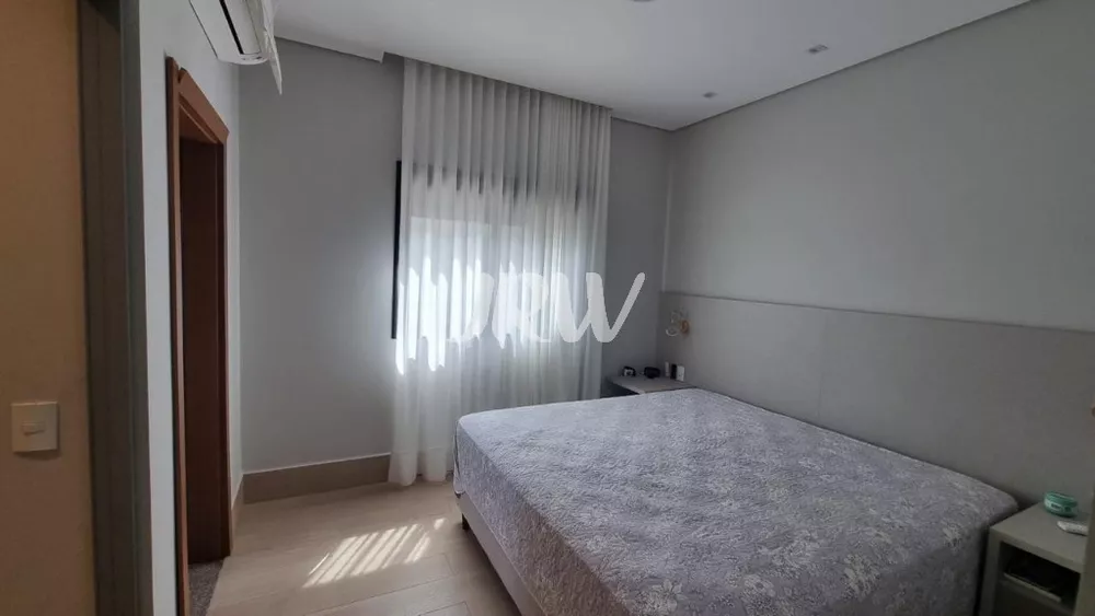 Casa, 3 quartos, 215 m² - Foto 24