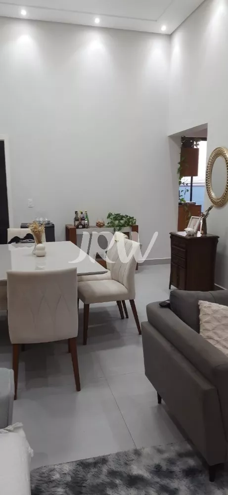 Casa à venda com 3 quartos, 218m² - Foto 5