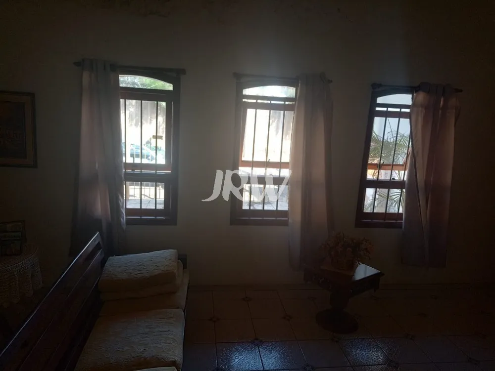 Casa, 3 quartos, 250 m² - Foto 1