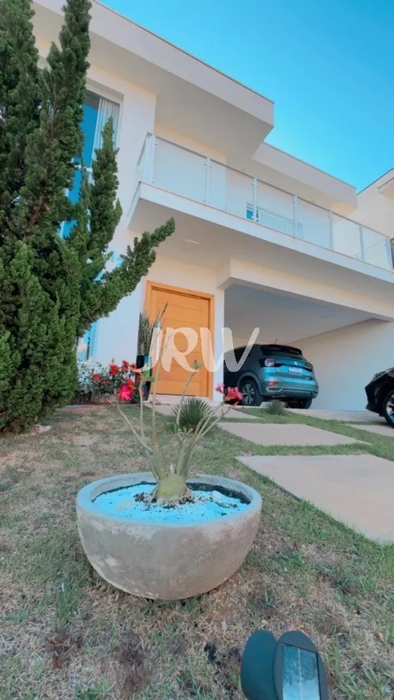 Casa, 3 quartos, 202 m² - Foto 1