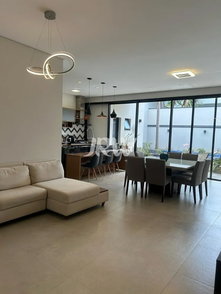 Casa, 3 quartos, 300 m² - Foto 4