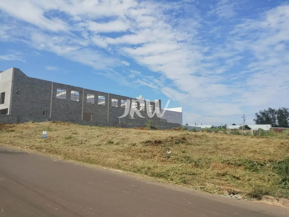 Loteamento e Condomínio, 1000 m² - Foto 1