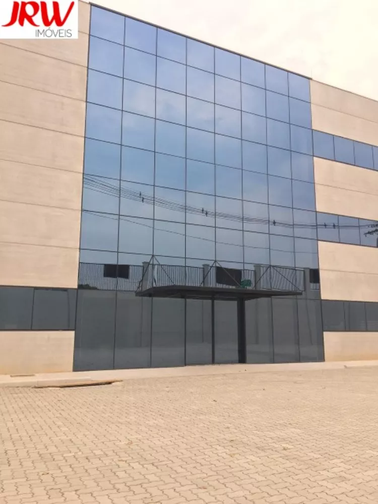 Depósito-Galpão-Armazém para alugar, 14000m² - Foto 2