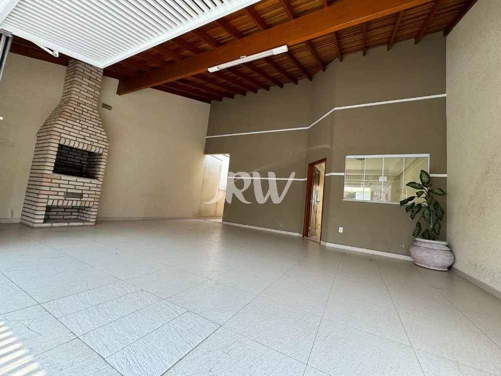 Casa à venda com 3 quartos, 150m² - Foto 3