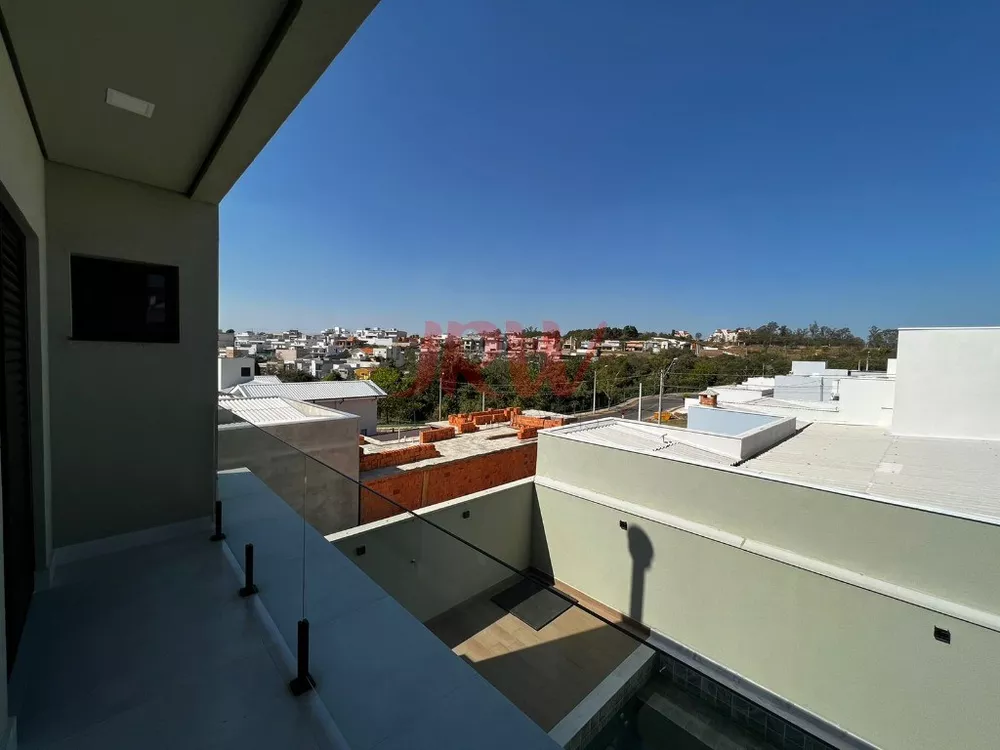 Casa à venda com 3 quartos, 215m² - Foto 4