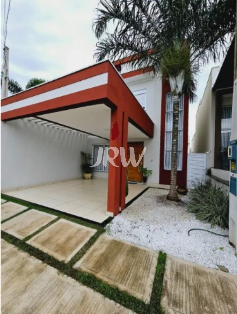 Casa à venda com 3 quartos, 150m² - Foto 1