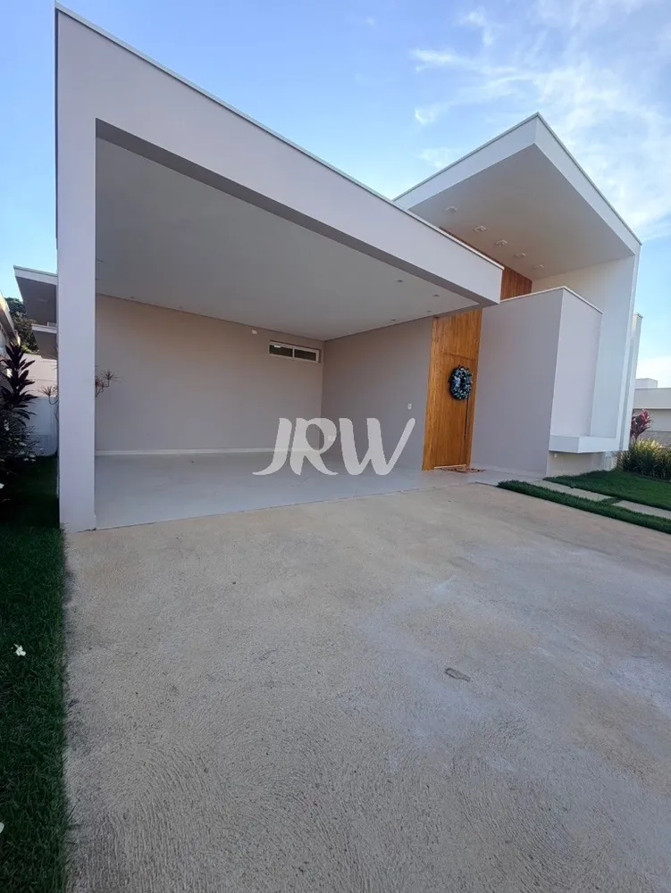 Casa, 3 quartos, 228 m² - Foto 1
