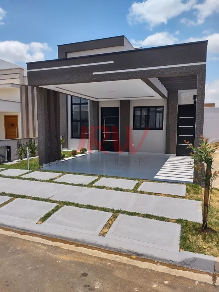 Casa à venda com 3 quartos, 150m² - Foto 1