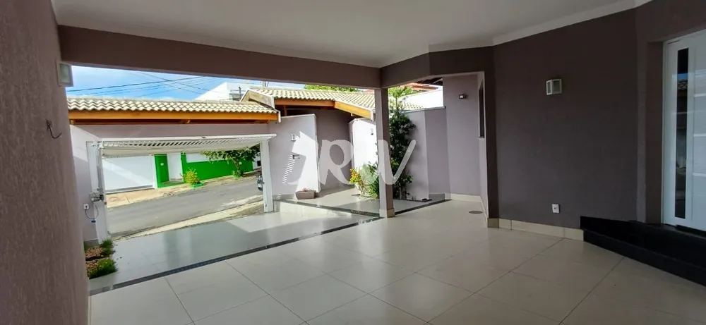 Casa, 3 quartos, 250 m² - Foto 2