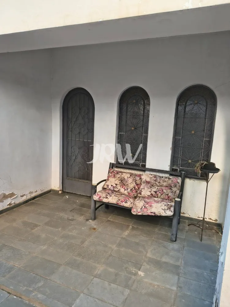 Casa, 3 quartos, 330 m² - Foto 2