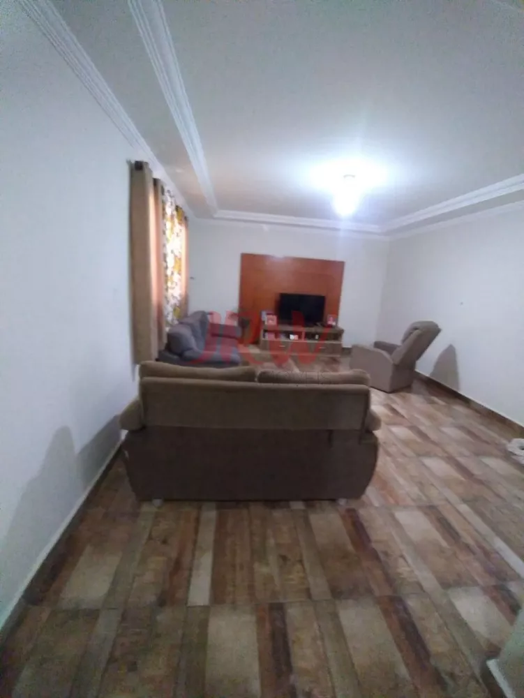 Chácara à venda com 3 quartos, 300m² - Foto 2