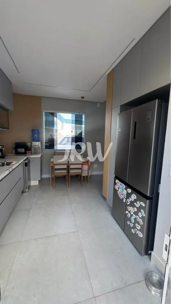 Casa, 3 quartos, 178 m² - Foto 3