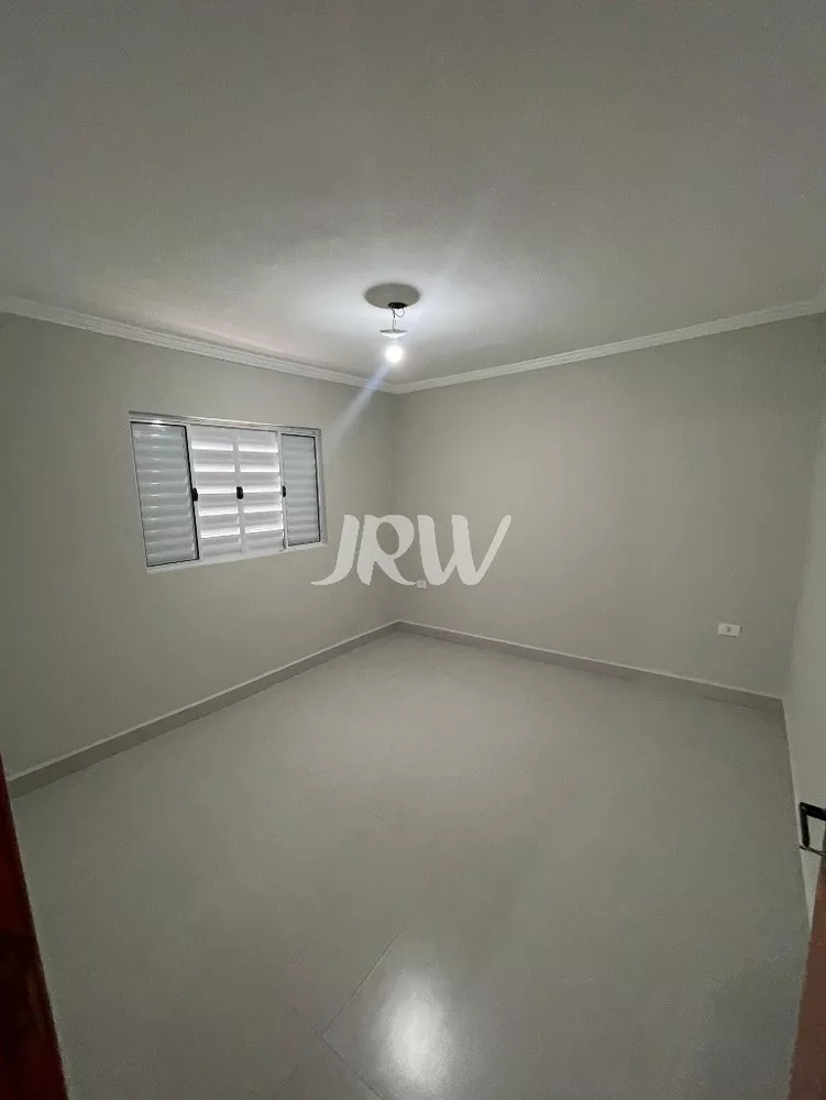 Casa à venda com 2 quartos, 95m² - Foto 2