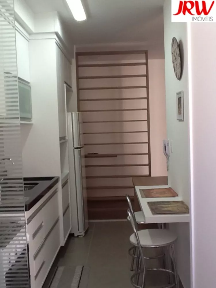 Apartamento à venda com 3 quartos, 82m² - Foto 7