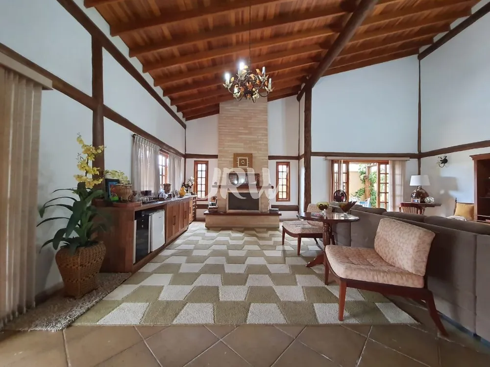 Chácara, 5 quartos, 1000 m² - Foto 1