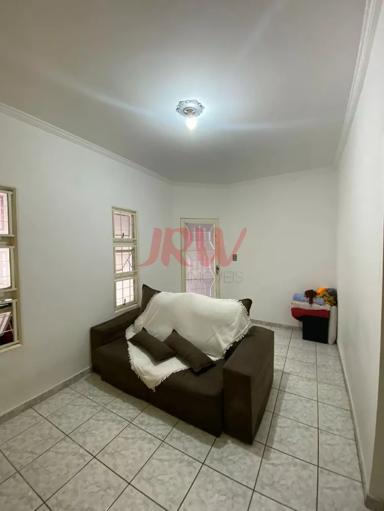 Casa à venda com 2 quartos, 130m² - Foto 8