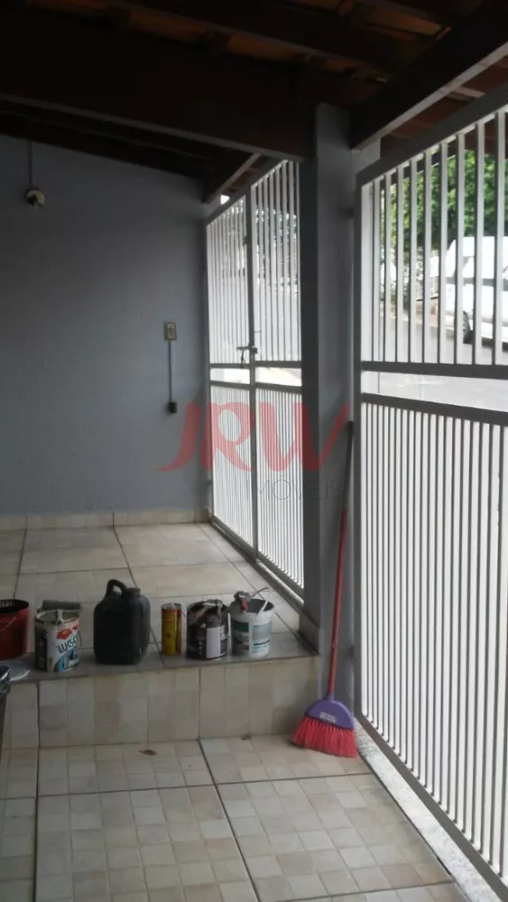 Casa à venda com 2 quartos, 130m² - Foto 3