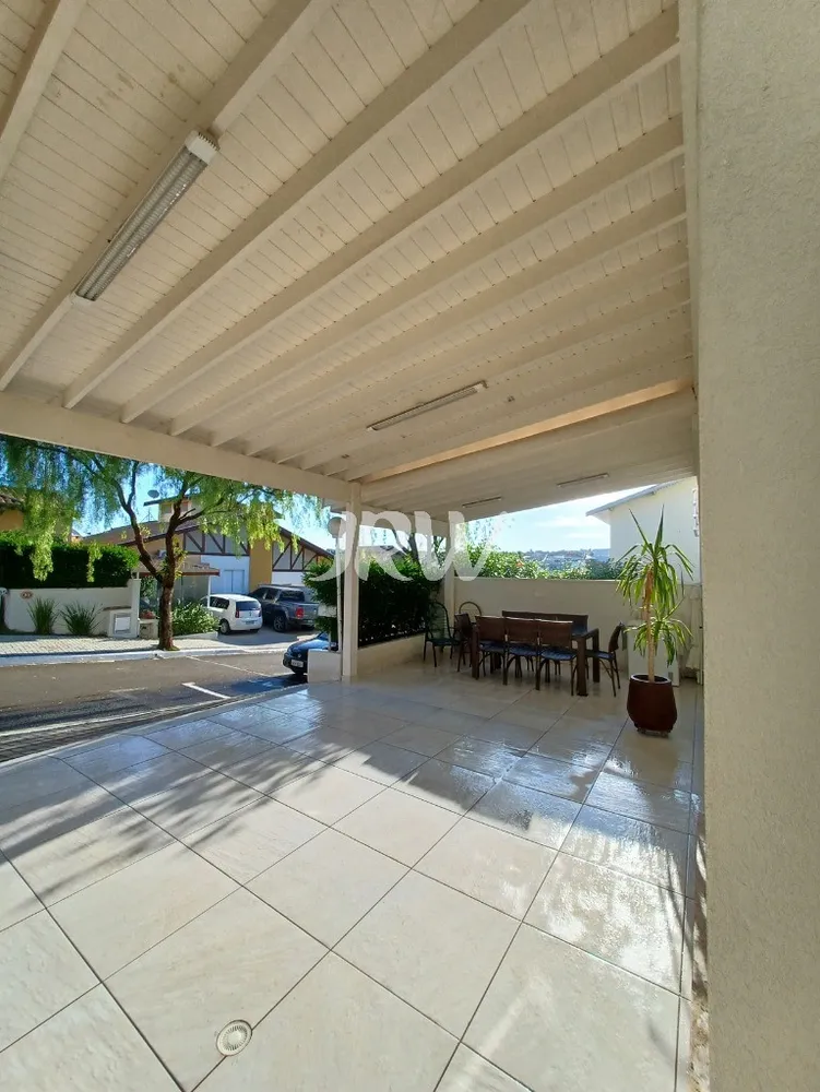 Casa, 3 quartos, 184 m² - Foto 2