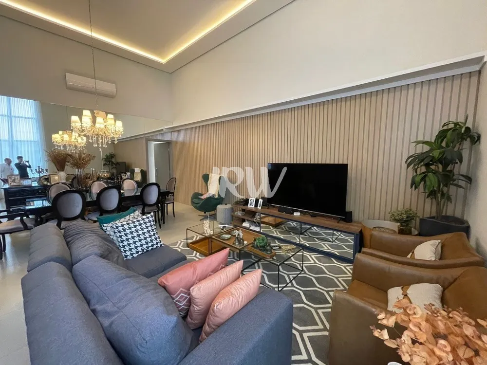 Casa, 3 quartos, 300 m² - Foto 1