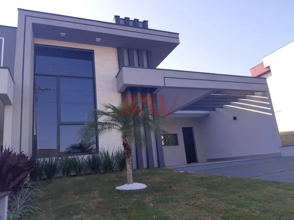 Casa à venda com 3 quartos, 150m² - Foto 1