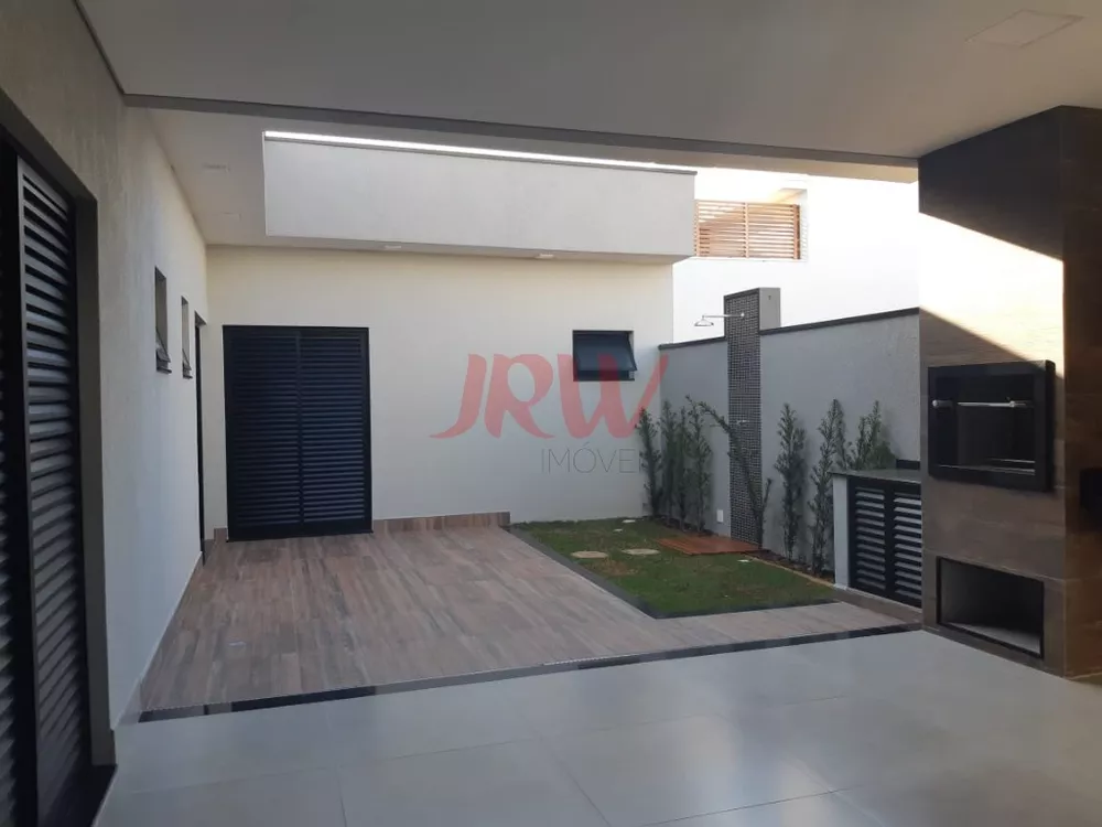 Casa à venda com 3 quartos, 150m² - Foto 2