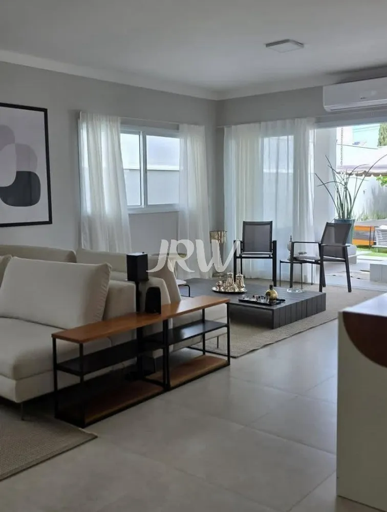 Casa, 3 quartos, 250 m² - Foto 1