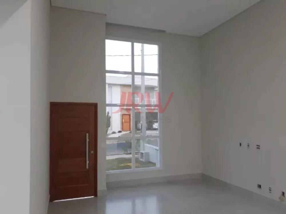 Casa à venda com 3 quartos, 182m² - Foto 2