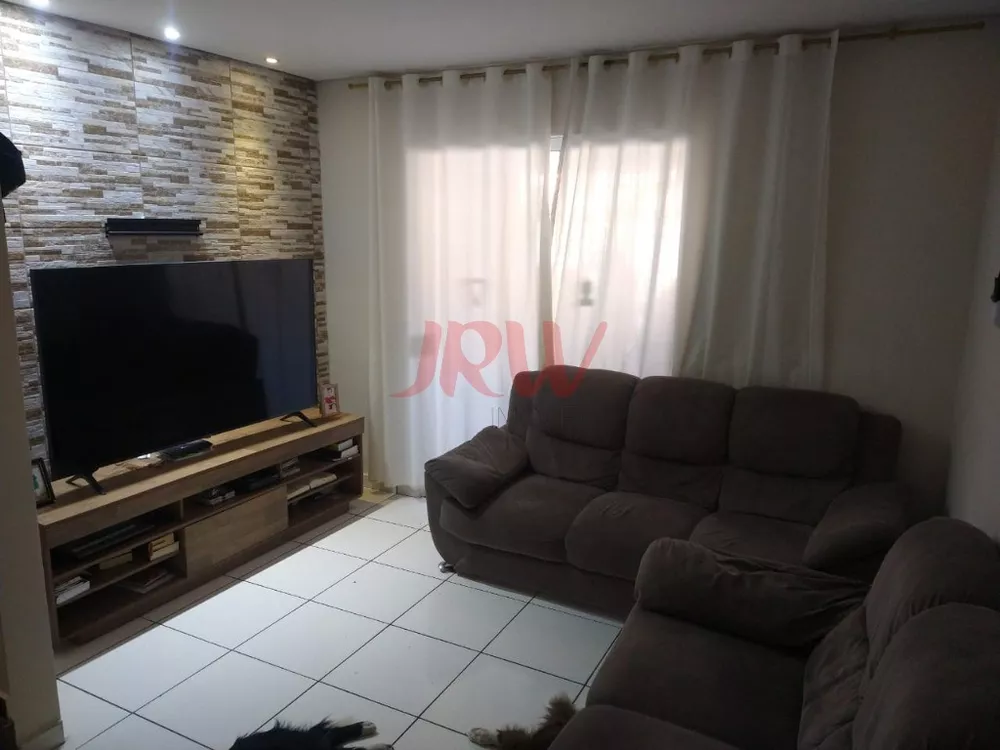 Casa à venda com 4 quartos, 150m² - Foto 3