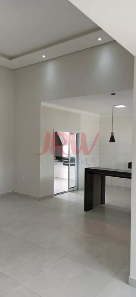 Casa à venda com 3 quartos, 141m² - Foto 4