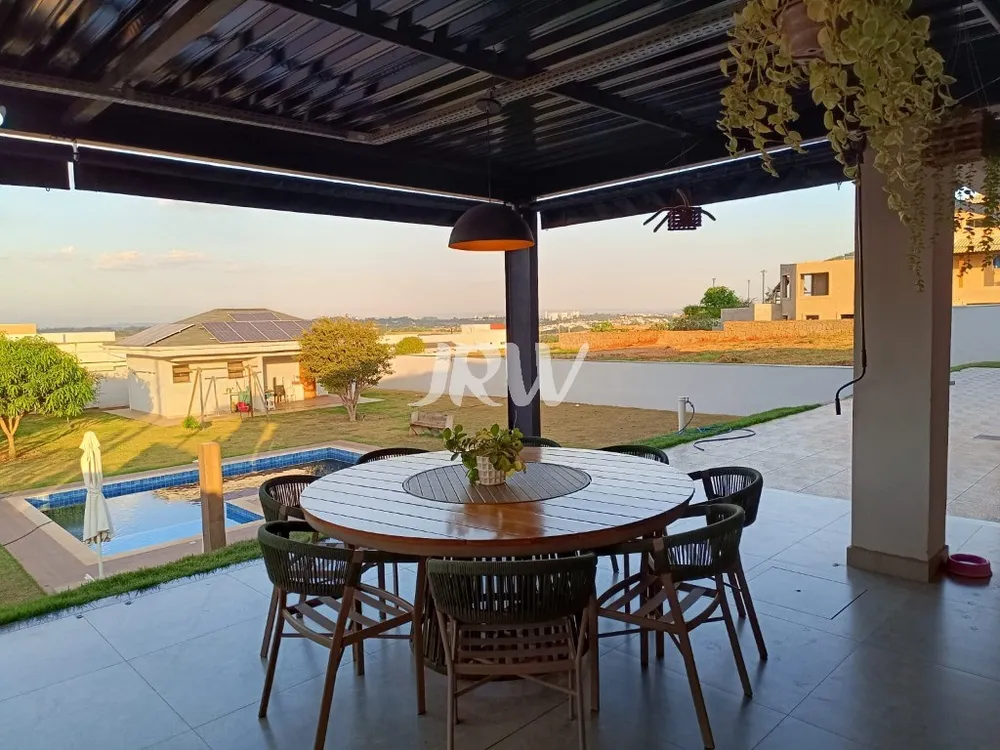 Casa, 3 quartos, 1600 m² - Foto 1
