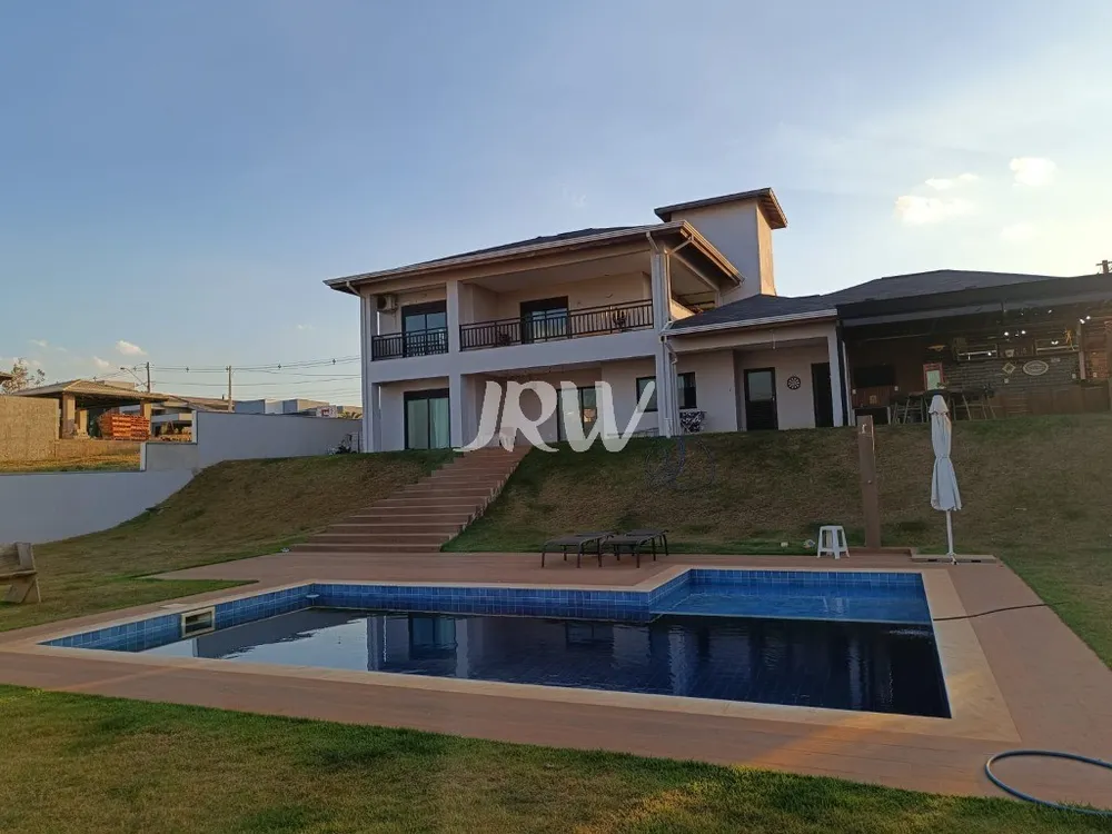 Casa, 3 quartos, 1600 m² - Foto 1