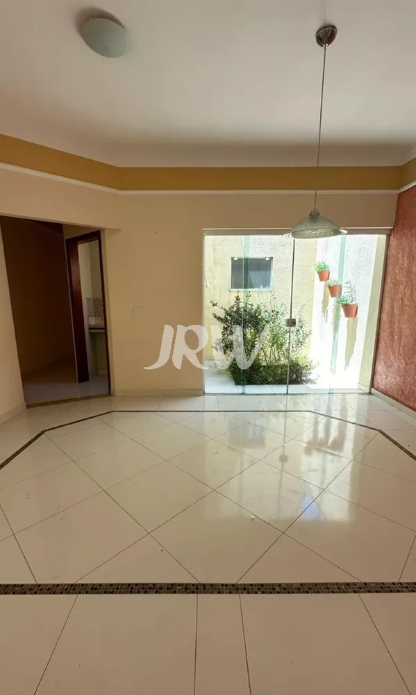 Casa à venda com 3 quartos, 164m² - Foto 4