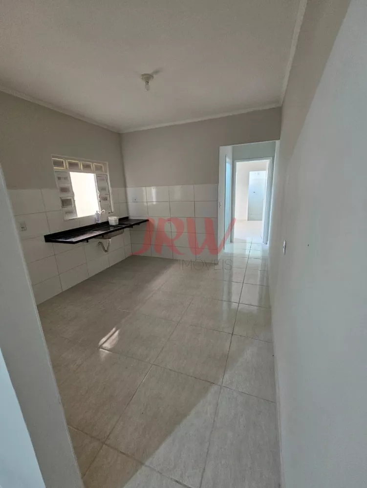 Casa à venda com 2 quartos, 125m² - Foto 11