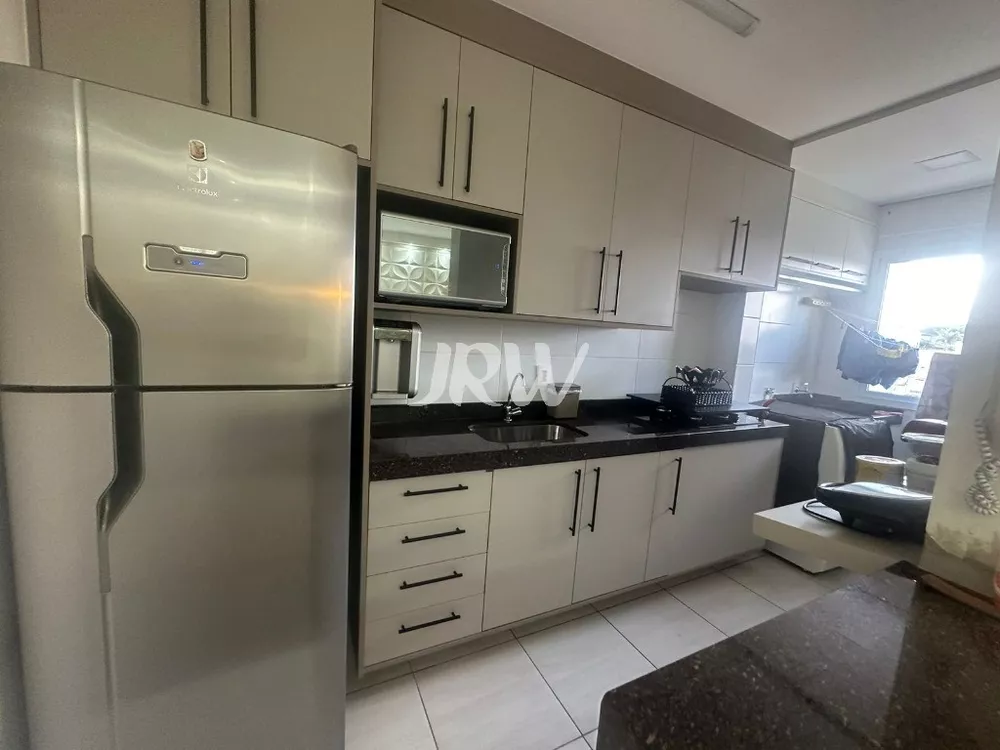 Apartamento à venda com 2 quartos, 69m² - Foto 3