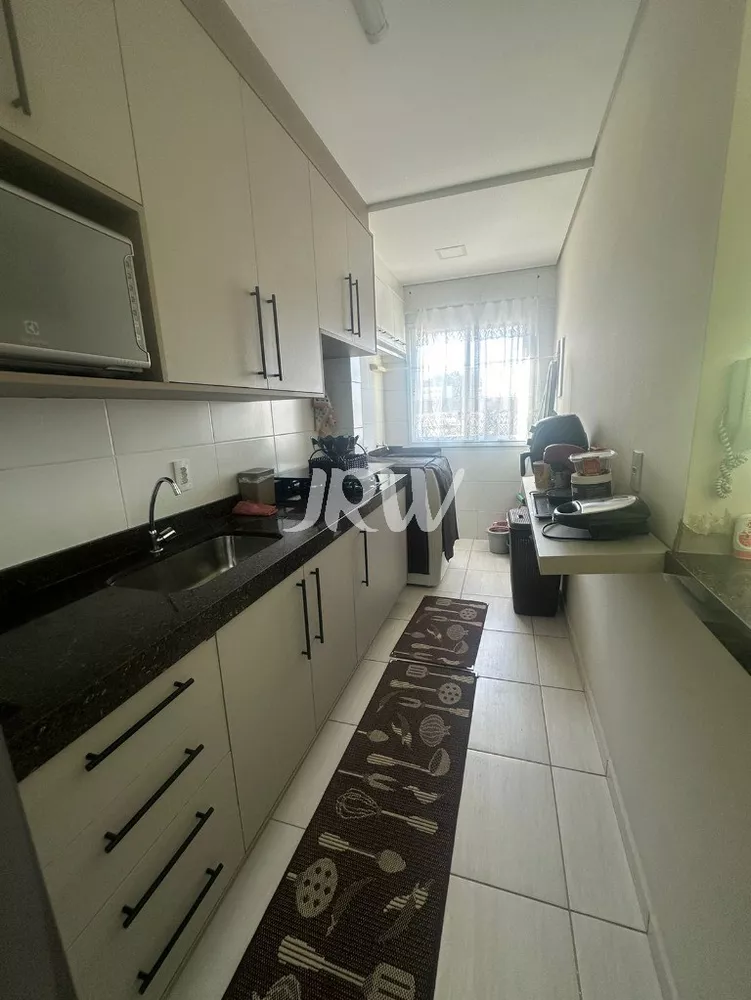 Apartamento à venda com 2 quartos, 69m² - Foto 4