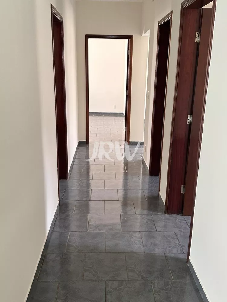 Casa à venda com 4 quartos, 470m² - Foto 4