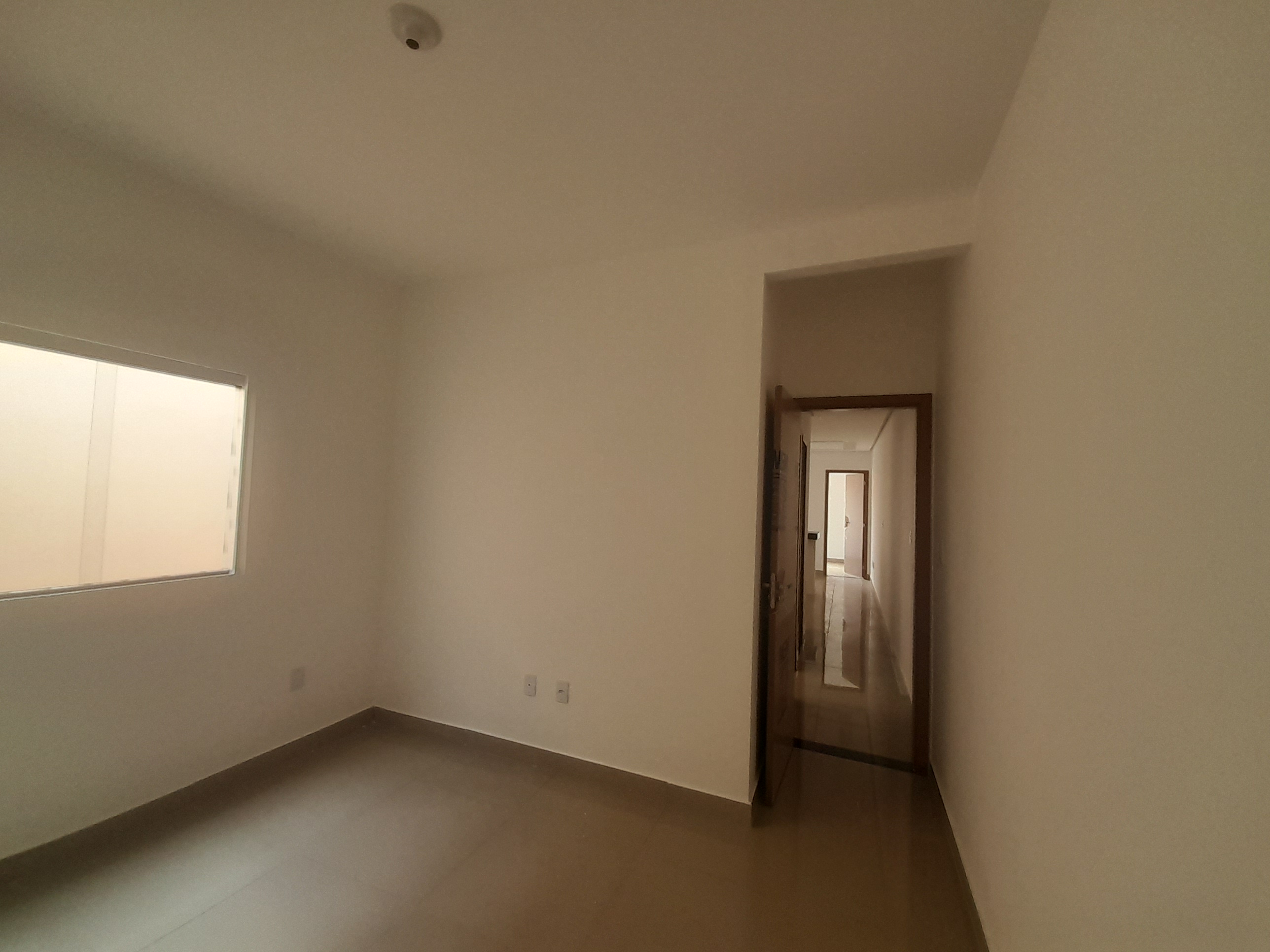 Casa à venda com 3 quartos, 54m² - Foto 4