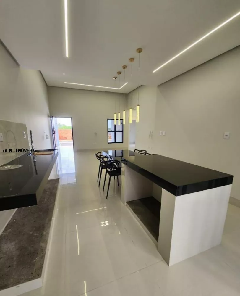 Casa, 3 quartos, 205 m² - Foto 2