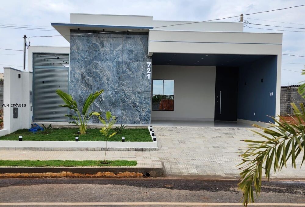 Casa à venda com 3 quartos, 205m² - Foto 4